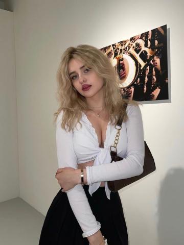 Алина Принцесса Блондинка фото 3